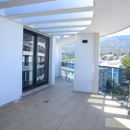 Appartamento Penthouse *